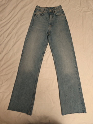 Zara jeans size 32 like new, high waisted, wide leg