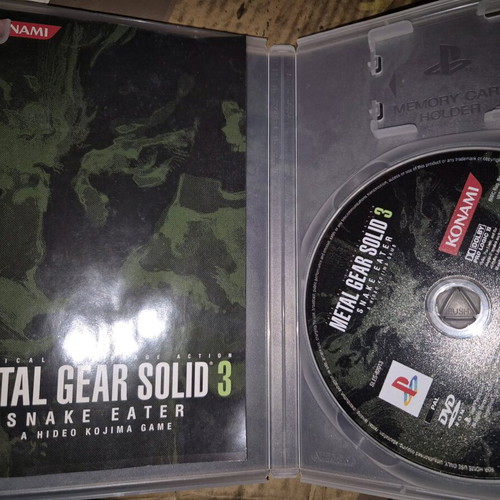 Metal Gear Solid 3 PlayStation 2 like new