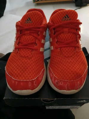 Αθλητικά παπούτσια Adidas training νούμερο 40 2/3 μεταχειρισμένα