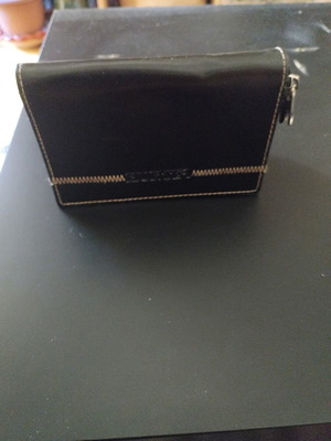 Hunter small wallet with phone pocket