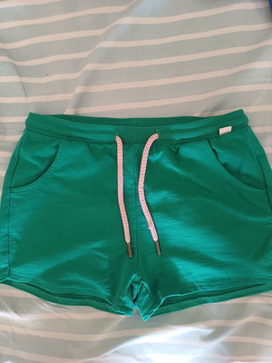 Mexx Fashion green shorts for girls used, sizes 134 cm and 140 cm