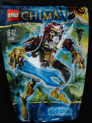 Lego Chima Laval figure with broken red shoulder piece