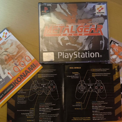 Metal Gear Solid PlayStation 1 Black Label mint condition, collectible