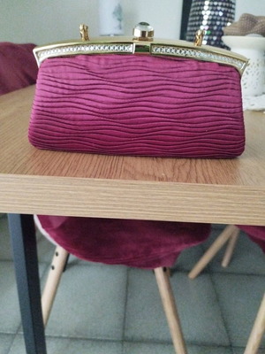 Handbag like new with elegance