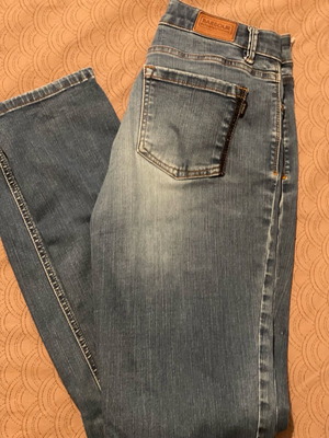 Barbour elastic jeans size 30 new