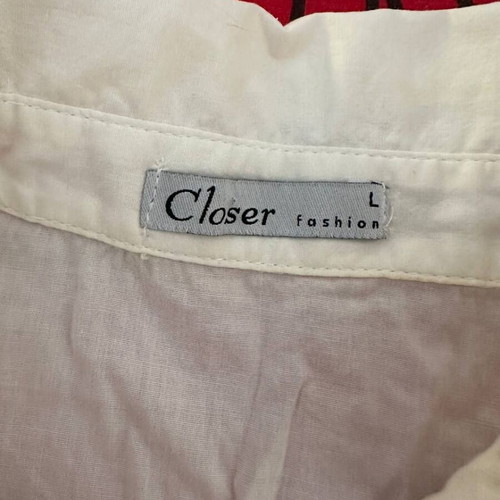 Closer Fashion blouse used, white with checkered belt, size L
