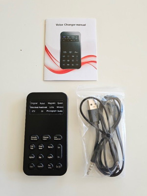 Voice Changer with 12 Voices and 8 Sound Effects, 3.5mm, New