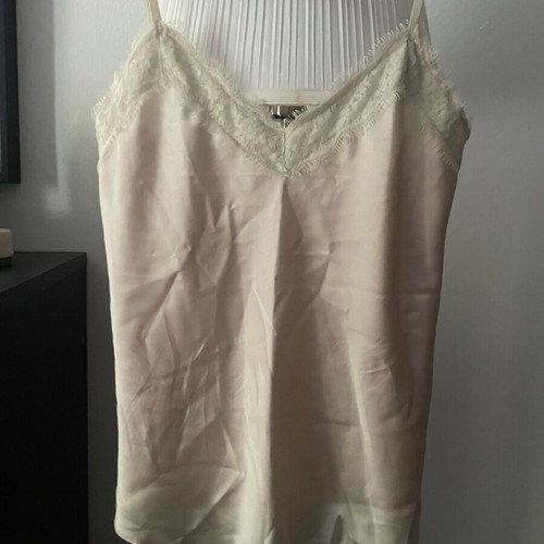 Lingerie top in like new condition, one size