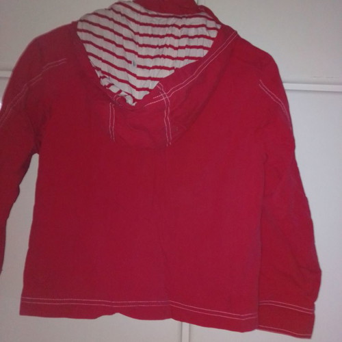 Tricoteen jacket used for girl 8-10 years red