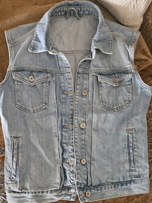 ZARA Sleeveless Denim Jacket like new, Size S, Blue