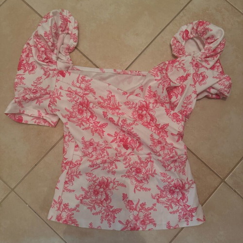 Floral women's blouse like new, pink, size small