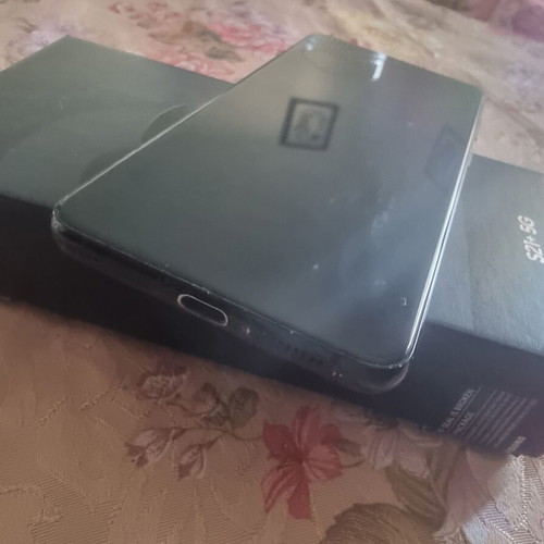 Samsung S21+ Plus smartphone used, minor back cover damage