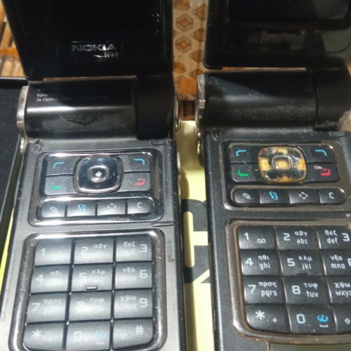 Nokia Caterpilla mobile phones used collection