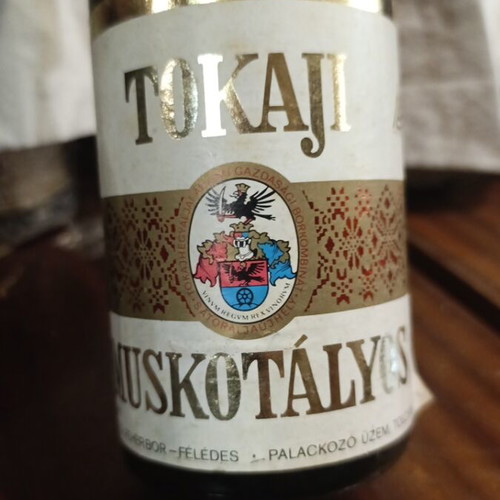 Tokaji Muskotály Vintage Hungarian Wine New