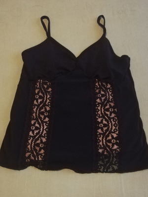 Lace detail black camisole top like new, size S