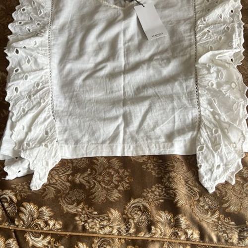 Mango 100% cotton top with broderie embroidery new, size XS