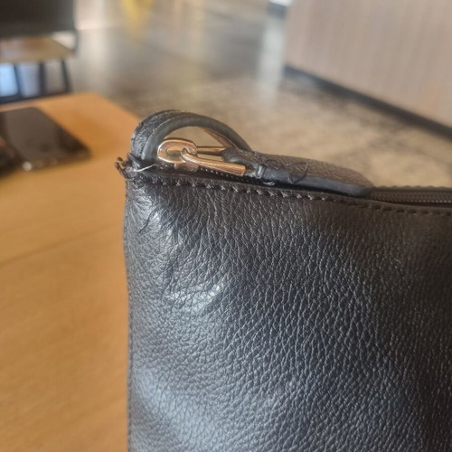 Guess handbag, black