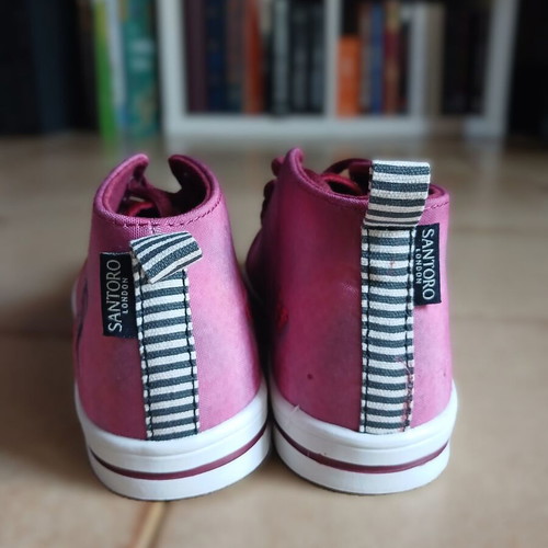 Santoro London Gorjuss high sneakers size 35 new pink and burgundy