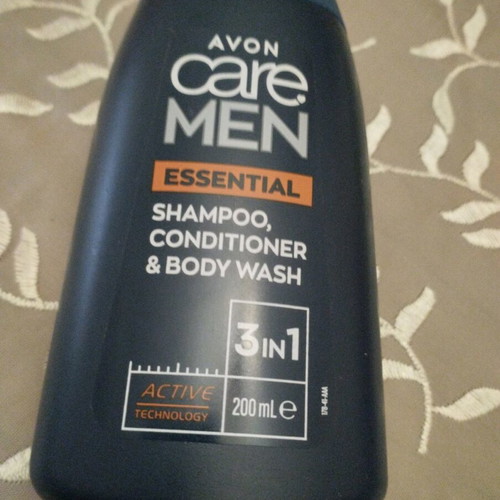 Avon 3 in 1 shampoo new