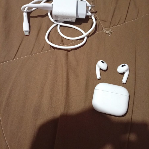 AirPods 3 with Type-C charger