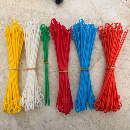 Balloon construction kit with Qualatex balloons, pumps, accessories