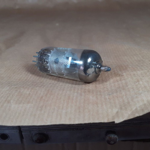 Telefunken EF183 Vacuum Tube new, original box, made in Germany