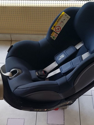 Britax Romer Dualfix M i-Size car seats like new, pack of 2