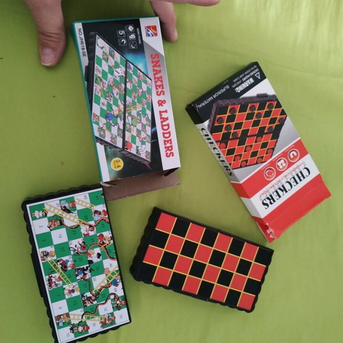 Pocket board games new, set of 2 pieces