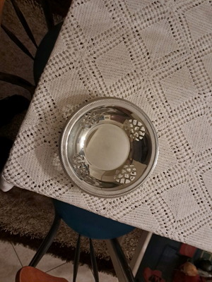 μπολ μεταλλικό με κέντημα
