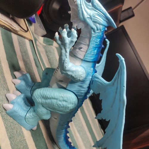 Zuru Robo Alive Ice Blasting Dragon like new