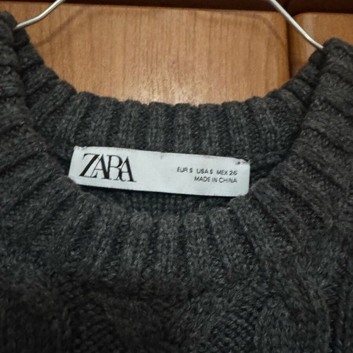 Zara knitted top with 3/4 sleeve like new, gray, size S