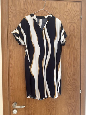 Shein dress worn as shirt, white and beige