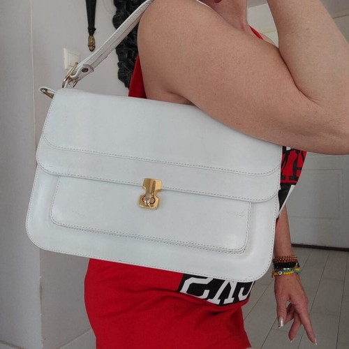 Vintage leather shoulder bag white, like new