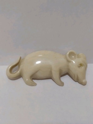 Plastic pin mouse vintage new, 1970s