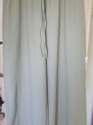 Palazzo Zara beige XL like new, viscose