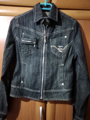 Jean jacket size XL