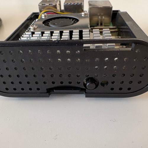 Raspberry Pi 5 8GB kit with 32GB SD card, HDMI cable, power supply, fan cooler, plastic case