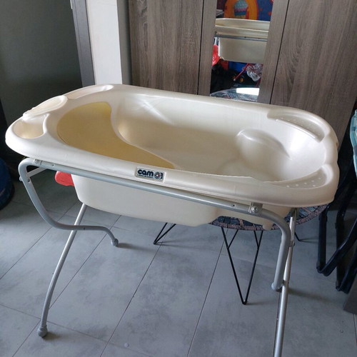 Baby bath with stand used