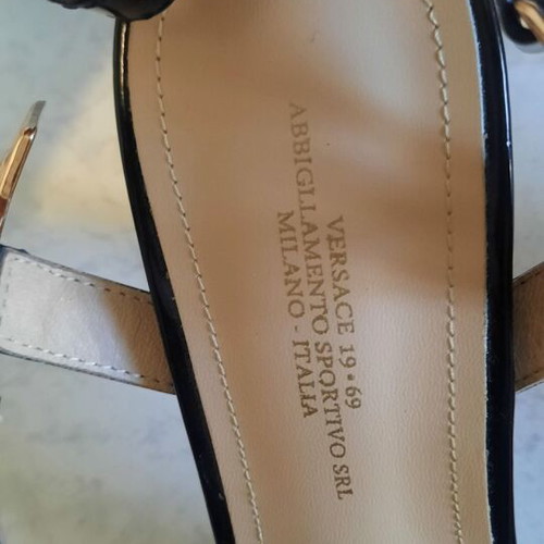 Versace 1969 Abbigliamento Sportivo SRL black sandals like new, size 41