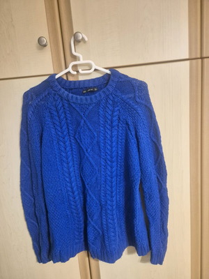 Zara Knit blue knitted sweater size M like new