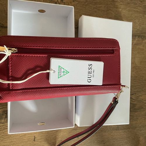 Guess wallet new, red