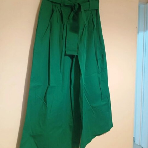 Zara satin pants green, like new, pleated waist, size S