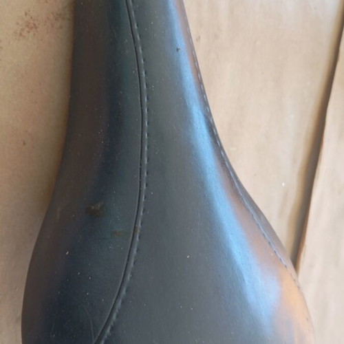 Bicycle saddle used