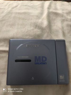 Sony MD Walkman MZ-E25 vintage