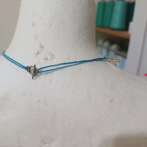 Macrame choker necklace new, blue handmade