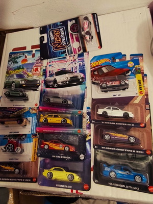 Hot Wheels αυτοκινητάκια καινούργια, πακέτο