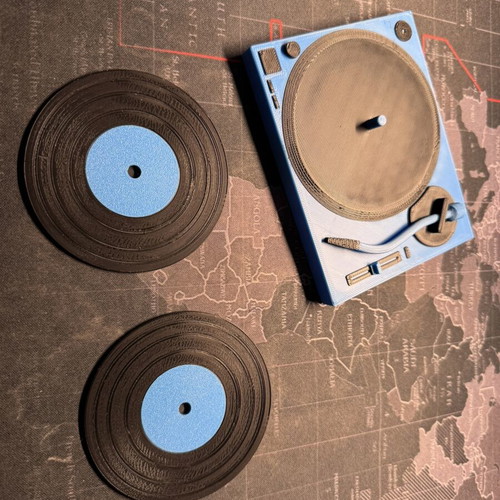 Coaster set inspired by turntable and vinyl records, like new