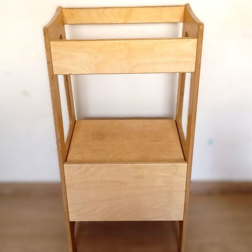Montessori Woody Tales Learning Tower like new, wooden