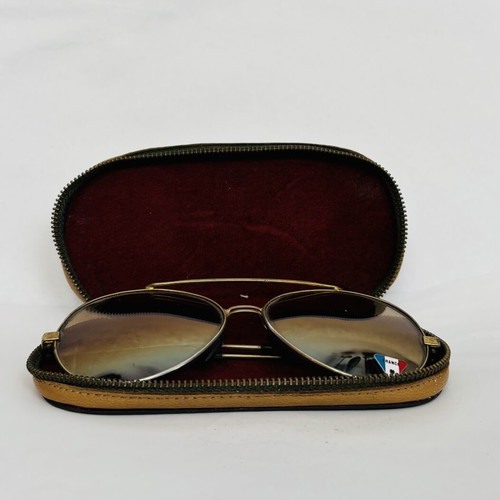 Vintage 70s/80s French Aviator Sunglasses with Case used