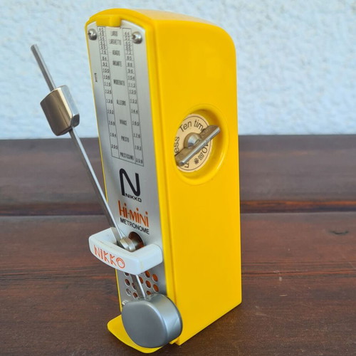 NIKKO Hi-Mini Vintage Metronome like new, mechanical pocket model